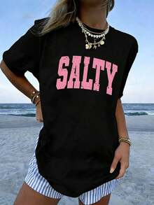 Playera Mujer Doble Estampado, Frontal Letra "SALTY" Rosa, Espalda Frase "IF CRABBY PLEASE RETURN to the beach" con Cangrejo y Rayas, Camiseta Diseño Gráfico Divertido y Playero - Negro - Ver 2