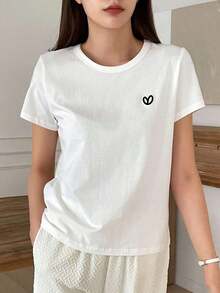 Y2K Style, Fashionable Style, Newest 2026 Style, Cute Style, Casual Style. Women's Short-Sleeved T-Shirt With Embroidered Heart And Letter Design For Valentine's Day, Casual And Work Style. 180g (S-XXXL) - 白色的 - 查看 5