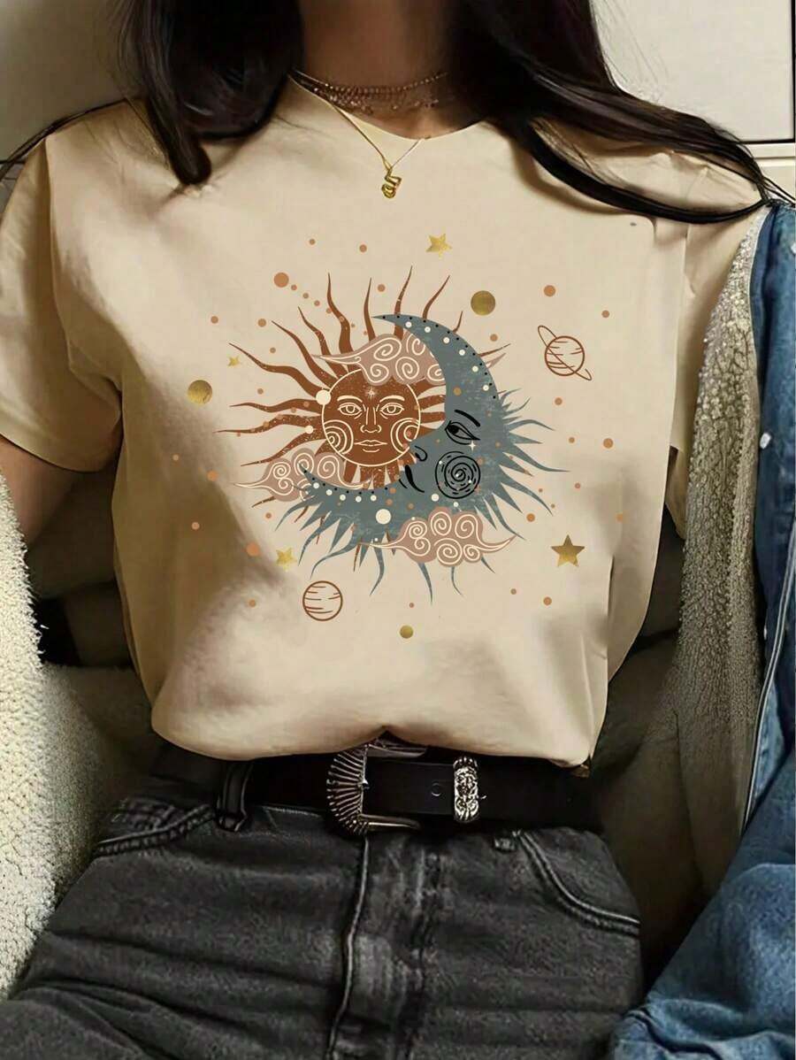 Camiseta de manga corta con cuello redondo y estampa de sol y luna para mujeres - Caqui 2 - Ver 1