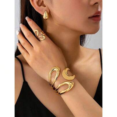 4pcs/Set Fashionable Metallic Geometric Hollow Water Drop Shaped Ring, Bracelet, Earring Jewelry Set For Women