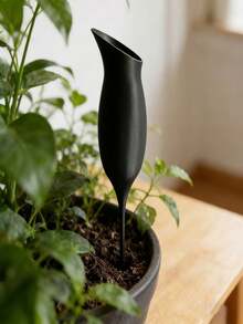 1个酒杯造型自动浇水器，室内盆栽植物浇水小工具，外观可爱精致，埋入土壤中缓慢浇水，有利于植物根系吸收水分，采用优质PLA材料，适用于阳台和室内园艺养护，自动渗灌设备 - A - 查看 4