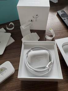 New Audifonos Bluetooth Pods 2 Wireless Earbuds, Classic Open-Ear HiFi Stereo Earbuds, Bluetooth 5. 4 Semi-In-Ear Earbuds With ENC Clear Call Mic, IPX5 Sweatproof, 42H Playtime LED Battery Indicator, Touch Sensor Controls, Lightweight Fit For Daily Commute, Office, Relaxation & Casual Use, White TLKK - 查看 1