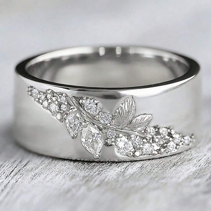 1pc Vintage Fashion Synthetic Cubic Zirconia Carved Flower Pattern Ring, Elegant Women's Jewelry, Suitable For Weddings And Holidays - Silver - View 1