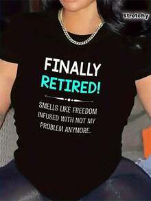 1 camiseta para celebración de jubilación de mujer - "¡Finalmente jubilada!" Camiseta Divertida con Frase de Jubilación - Camiseta Ligera para Mujer - Regalo de Jubilación Perfecto para Ella - Atuendo Casual para el Hogar y la Sala de Estar - Ropa Divertida para Fiesta de Jubilación, Regalos de Jubilación, Ajuste Cómodo, Tela de Elasticidad Media, Diseño Humorístico, Material Duradero, para Mujeres Mayores, 180g, 100% Algodón Suave - L - Ver 2