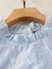 Camisa sin mangas de mujer con bordado y volantes - Celeste - Ver 4