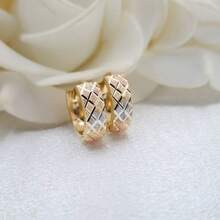 Luxury Retro Rhombus Textured Earrings, Exquisite Pink & Blue Contrast Design, Elegant Versatile Earrings For Daily, Commute, Date, Unique & Slimming, Suitable For All - Gold - View 1