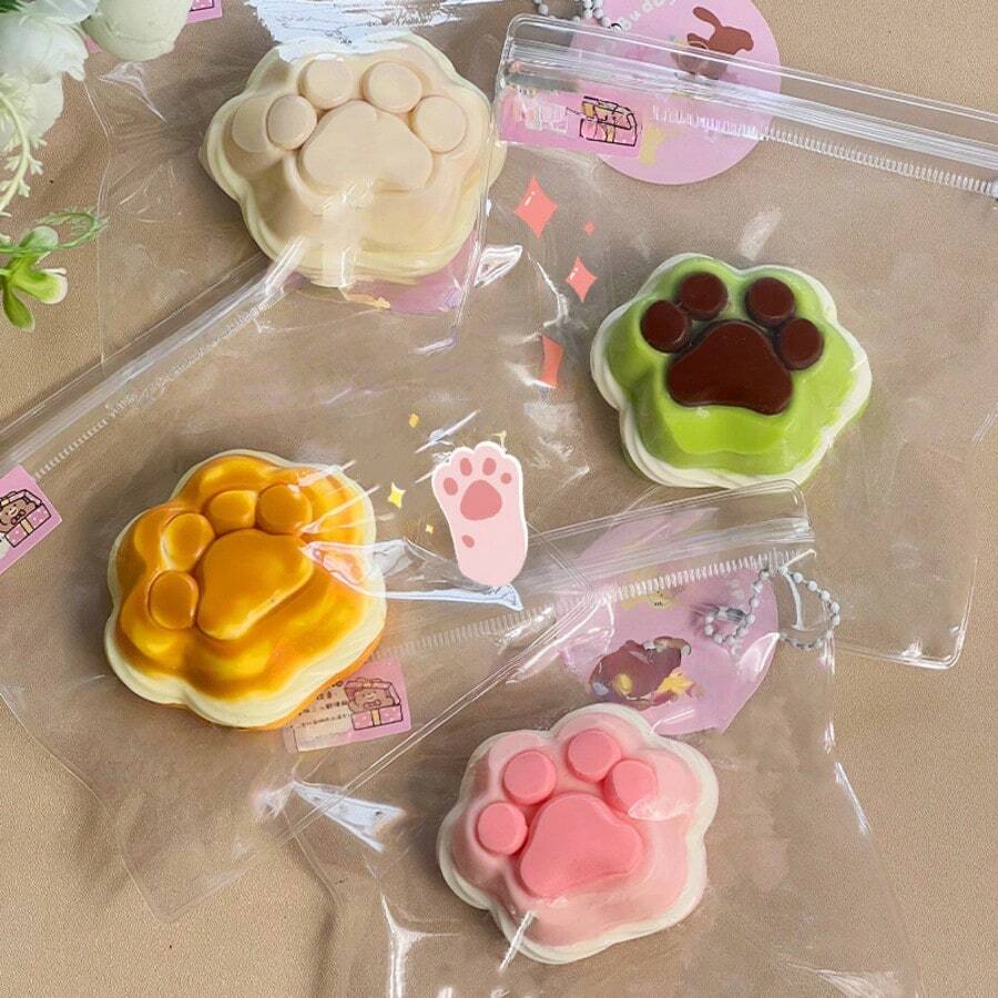 1个软萌猫咪挤压玩具（配件随机），逼真硅胶材质，超柔软慢回弹，儿童及成人减压玩具