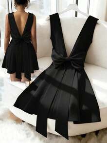 Vestido elegante y sexy de color borgoña con cuello en V, espalda descubierta, ajustado con vuelo en el bajo, sin mangas y con detalle de lazo.Adecuado para el Día de la Independencia y días festivos - Negro - Ver 8