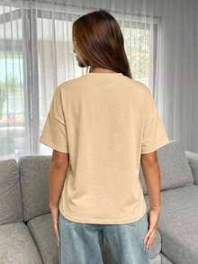 Camiseta básica para mujeres con diseño sencillo de corta por delante y larga por detrás - Albaricoque - Ver 2