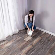 12 Peças Adesivos de Piso 3D de Grão de Madeira Vintage Antiderrapantes, Removíveis, Espessos e Duráveis, Papel de Parede Autoadesivo de Vinil Impermeável para Quarto, Banheiro, Azulejos de Cozinha, Bancada, Renovação de Móveis, Fácil de Lavar e Cuidar, Adequado para Decoração de Parede de Quarto, Banheiro, Sala de Jantar, Cozinha, Materiais de Renovação Doméstica - Multicolorido - Visão 5