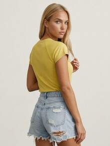 Women's Solid Color Round Neck Casual Versatile Daily Wear Top - Yellow - View 5