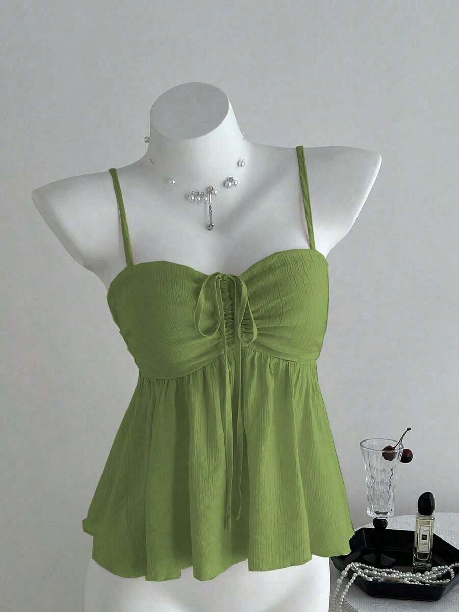 Camiseta de tirantes con volantes de unicolor lindo para damas, ropa de verano para la universidad - Verde Oliva - Ver 1