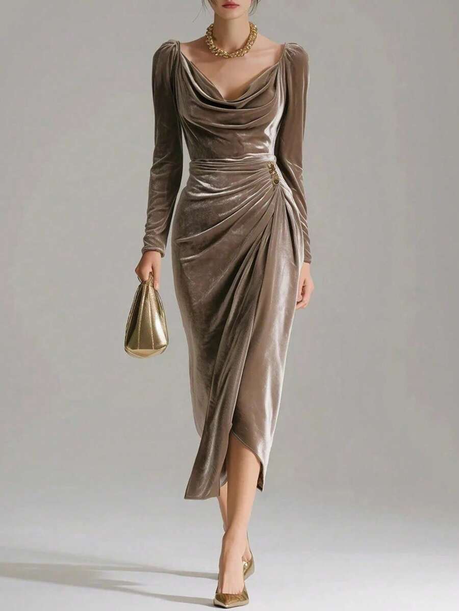 New Women's Long Dress, Made Of Shiny Velvet, Casual And Sexy Style, Long Sleeves, Pleated, Side Slit, Mermaid Cut, Flattering Design, Perfect For Parties And Special Nights - 金色 - 查看 1