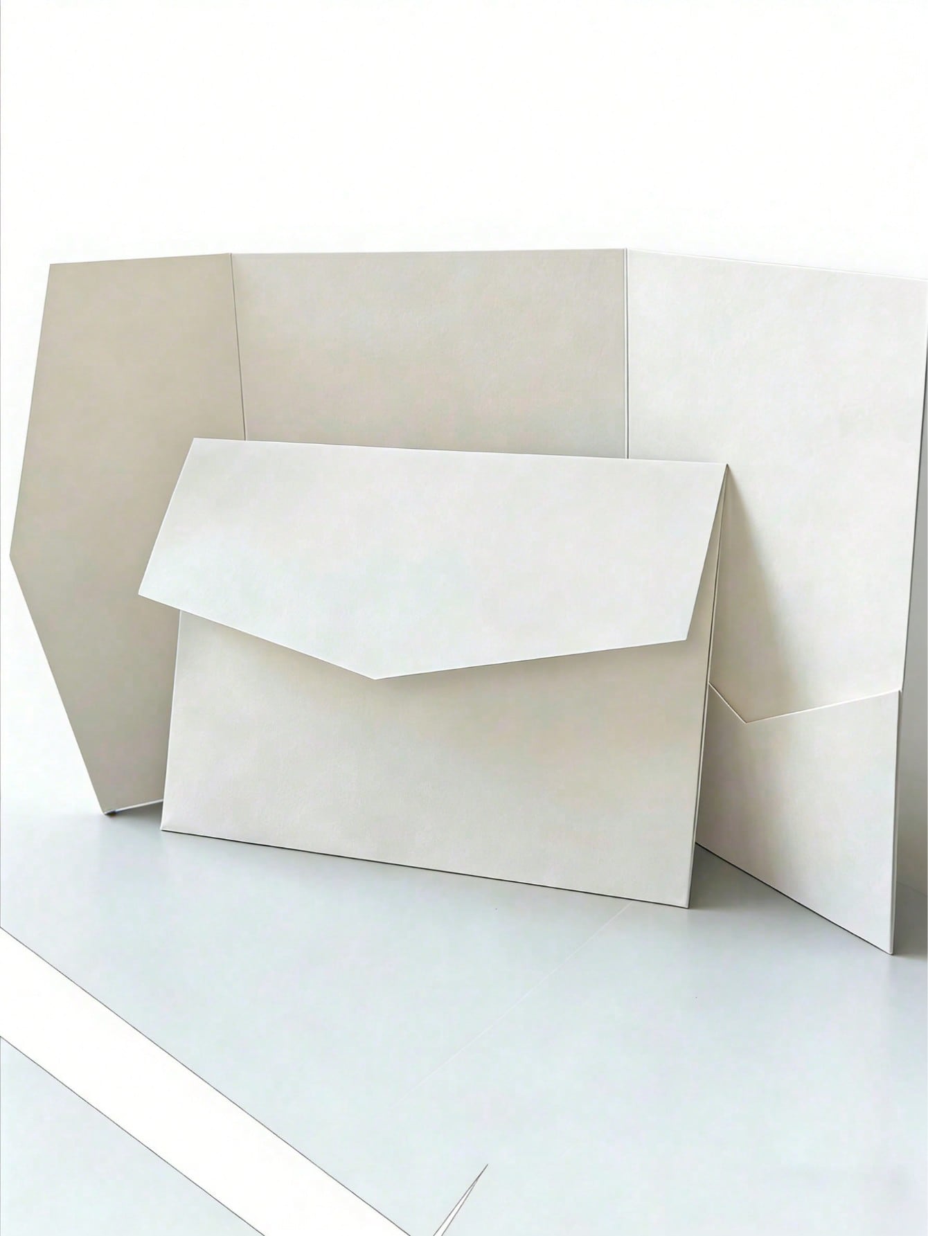 25 pieces of wedding invitation envelopes with tri...