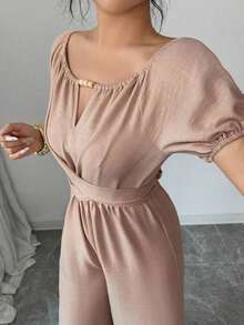 Mono elegante de mujer de pata ancha con cuello redondo, manga larga, cintura retorcida y decoración de cuentas de madera en color caqui para uso diario - Caqui - Ver 7