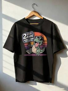 Camiseta de Manga Corta con Diseño Gráfico de los 80s Juvenil,Camiseta de manga corta de moda para primavera y verano de 2026, hecha en México, 180 gramos. Estampado de dibujos animados, modelo de pareja, apta para uso interior o exterior. Cuello redondo, unisex, ideal para oficina y ocio. Paquete de una pieza. - BK-P631577SLNDXZGY417 - Ver 1