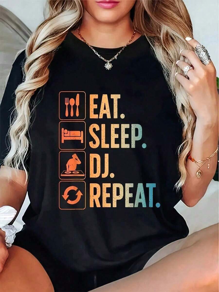 Women's Loose-Fitting T-Shirt, Leopard And Star Print, Cotton, White Short-Sleeve Graphic Tee, Back To Fashion, Outfit Ideas, Back To Basics, Outfit Day One, Back To Outfits 2026 - 黑色 2 - 查看 1