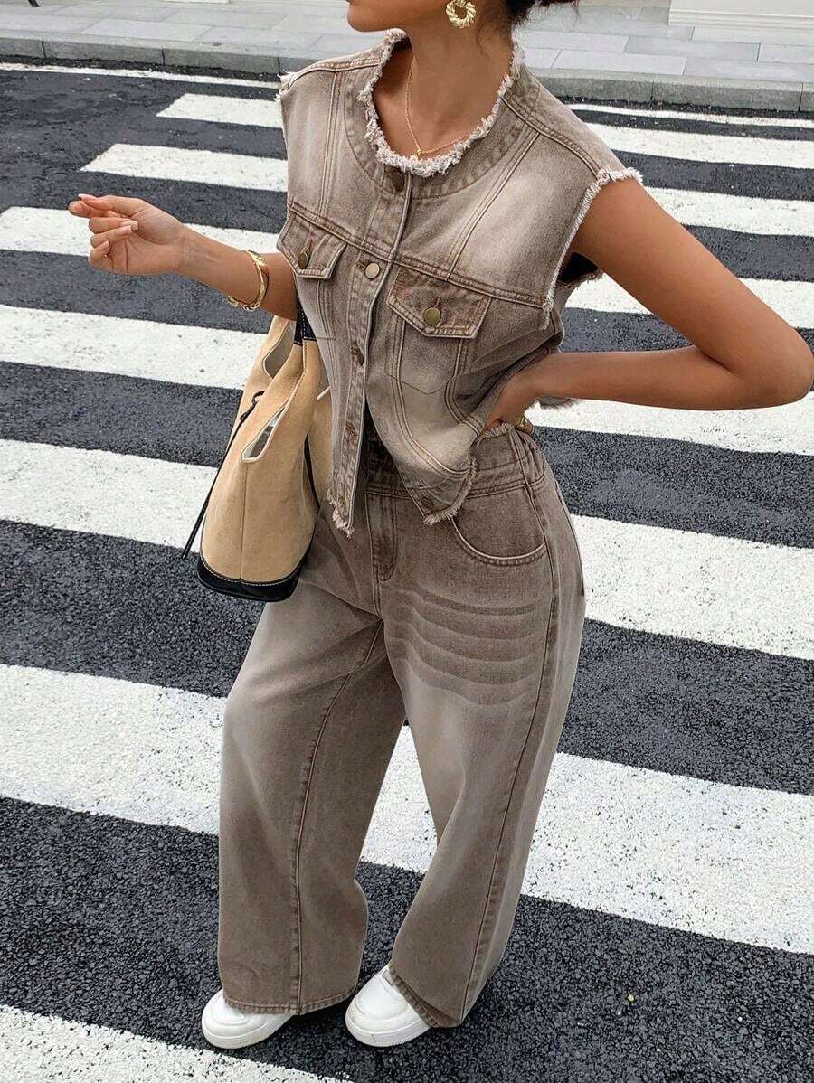 Set de 2 piezas: Chaleco de mezclilla vintage desgastado sin mangas y pantalones vaqueros anchos y sueltos, ropa de vuelta al colegio - Caqui - Ver 1