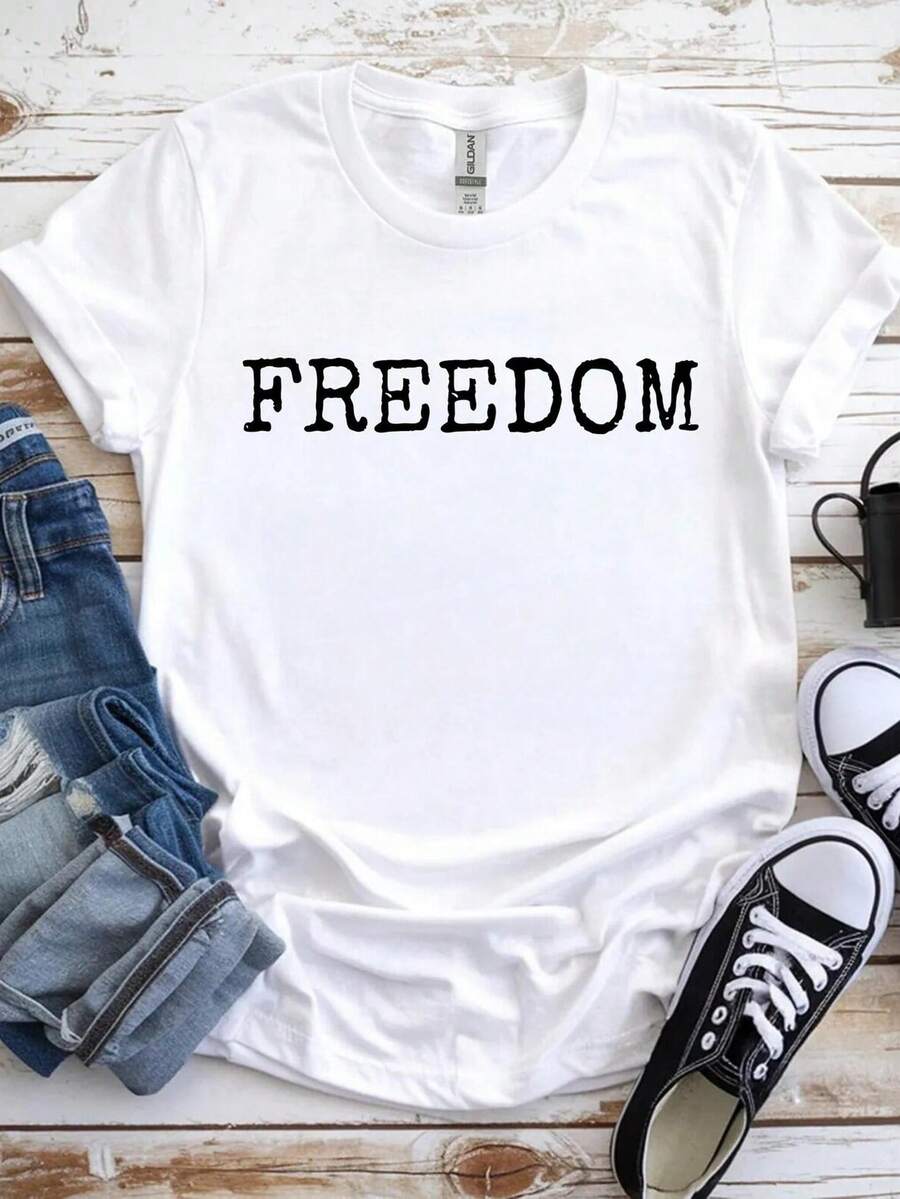 Camiseta de libertad de c1harlie kirk, camiseta c1harlie kirk, c1harlie kirk T1EE, camiseta justicia para c1harlie kirk, camiseta con cita de c1harlie kirk. Camiseta unisex de algodón puro de 220 g. Peso ideal para todas las estaciones, adecuada tanto para hombres como para mujeres. Tejido duradero de alta calidad, suave al tacto y de larga duración. Top transpirable. Adecuado para la primavera y el verano de las mujeres, vacaciones, Día de la Madre, Día de la Independencia. - Blanco - Ver 1