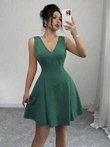 Vestido elegante y sexy de color borgoña con cuello en V, espalda descubierta, ajustado con vuelo en el bajo, sin mangas y con detalle de lazo.Adecuado para el Día de la Independencia y días festivos - Verde Oscuro - Ver 6