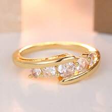 Nhẫn nữ thanh lịch, sáng bóng, đính đá Cubic Zirconia tổng hợp thời trang, nhẫn đeo hàng ngày đa năng, nhẫn viền đá Cubic Zirconia tổng hợp thủ công | Viền bóng lấp lánh | Trang sức gia truyền tinh tế, nhẹ nhàng hàng ngày, dễ dàng phối hợp với mọi phong cách. - Vàng - Xem 4