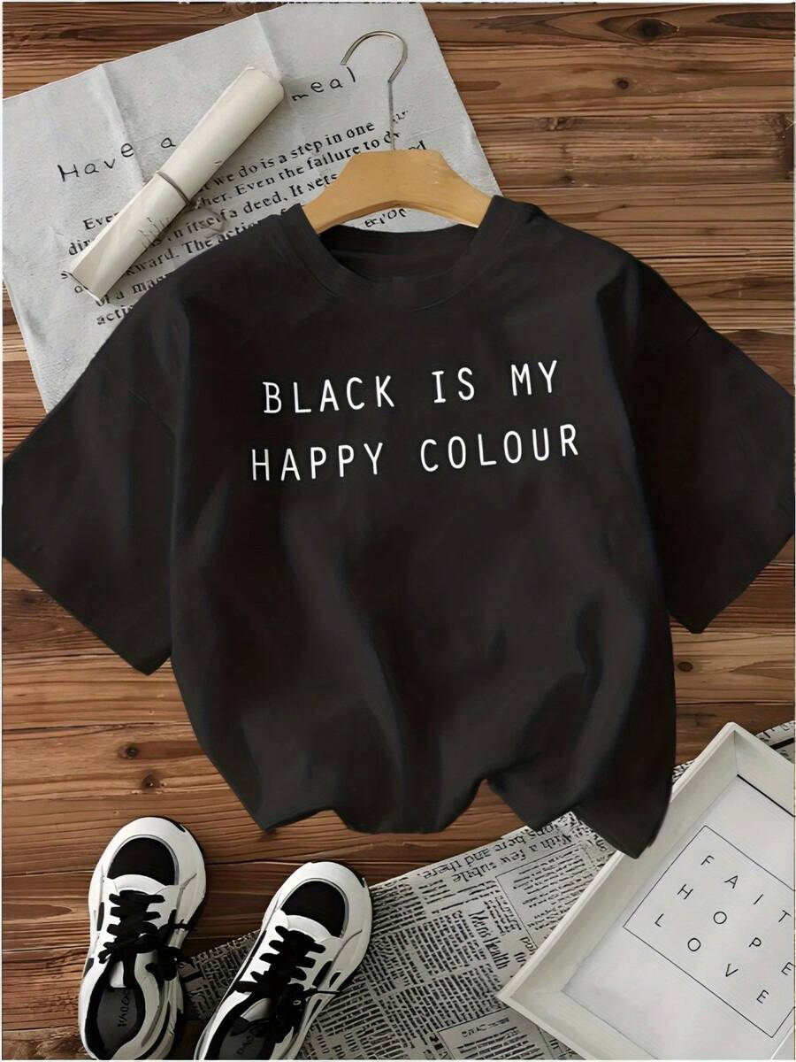 Women's T-Shirt: Black Is My Happy Color. | Soft And Comfortable, Loose Fit, Short Sleeves, Crew Neck, Eye-Catching White Letter Print, Machine Washable, Casual Style, A Must-Have For Spring And Summer, Fun Crew Neck T-Shirt, Geometric Print Blouses For Women. - 黑色 - 查看 1