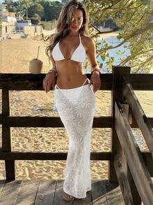 Top con cuello de halter y lazo, falda a juego y Bottom de bikini sexy en tela con estampado de hoja de arce en cuadrícula de color marrón claro - Blanco - Ver 3