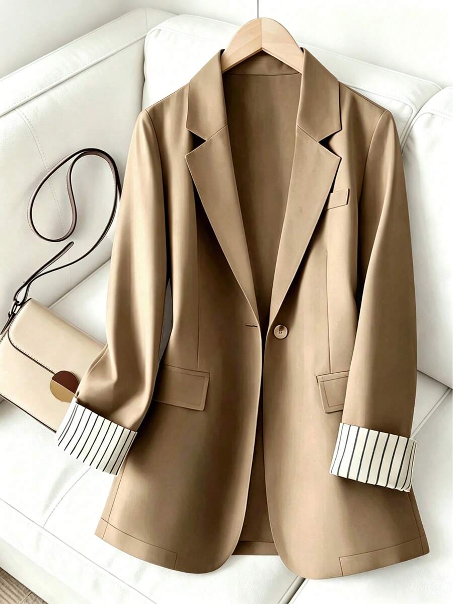Blazer regular de mujer con parche de rayas en las mangas y un solo botón, para primavera - Caqui - Ver 1