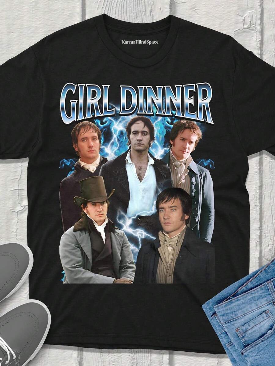 Fitzwilliam Darcy T-Shirt 90s Bootleg Clothing Gift T1EE R Merch T1EE Silly Meme T-Shirt Weirdcore Humor Unique Gift Idea T1rendy.220g Unisex 100% Cotton T-Shirt. Ideal Weight For All Seasons, Suitable For Both Men And Women. High-Quality And Durable Fabric, Soft To The Touch And Long-Lasting. Breathable Top, Suitable For Women's Autumn Clothing, Holiday Wear, Mother's Day, Independence Day Celebrations, And As A Gift. - 黑色 - 查看 1