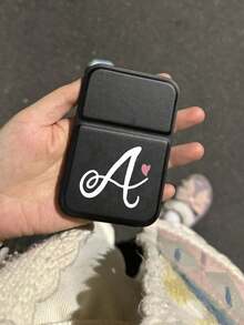 迷你花卉字母圖案摺疊便攜化妝鏡，專為日常與旅行使用設計。適合隨時隨地補妝與整理儀容；適用於女性、喜愛個性化姓名元素者以及美容愛好者。亦是教師節、父親節或小禮物交換活動的完美禮物。 - 彩色 - 查看 7