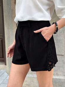 Shorts de Mujer a la Moda en Bloques de Color Blanco y Negro con Bolsillos, Estilo Old Money de Verano - Negro 6 - Ver 12