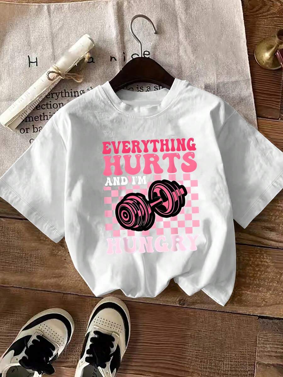 Larger Size, Pink Text "TODO DOLECE OY HUMBRE" With An Apple Graphic On A Pink And White Quilted Background. New Women's Summer Short-Sleeve T-Shirt, Casual And Fashionable Printed Tee, Stylish Women's Clothing - 白色 - 查看 1