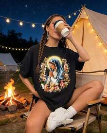 LooseElegante camiseta con estampado de corona de la Virgen María de estilo religioso, top de verano para mujer, se puede usar en interiores o exteriores, adecuada para salir de compras y usar en casa. Camiseta de algodón para mujer, transpirable y absorbente de sudor, de manga corta para verano - Negro - Ver 3