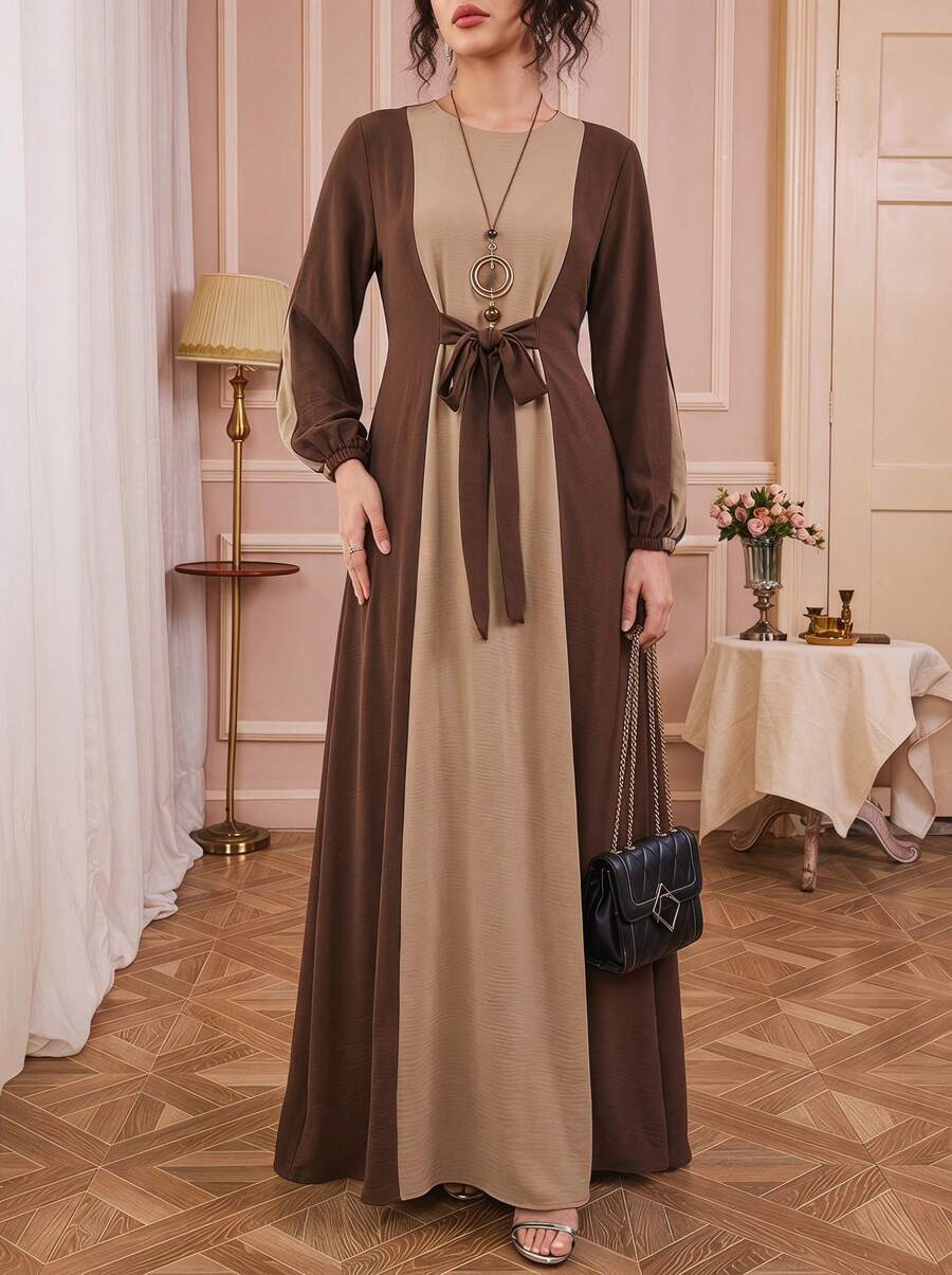 Solessence 时尚女士拼接撞色连衣裙，腰部采用松紧带设计，圆领长袖，端庄得体，适合开斋节春季穿着。 - 棕色 - 查看 1