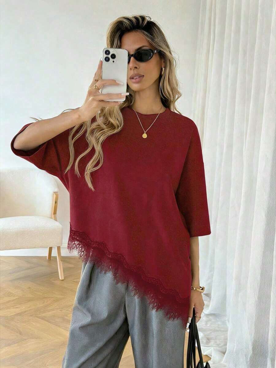 Camiseta casual de mujer con dobladillo asimétrico de encaje de unicolor, uso versátil diario, parte superior de ocio de primavera/verano, adecuada para vacaciones, verano, primavera, vacaciones de primavera y diversas ocasiones, incluyendo vestido de playa, camisa casual, ropa exterior y parte superior de verano.Marrón - Burdeos - Ver 1