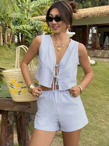 2 piezas Conjunto informal de mujer con top corto de tela tejida con patrón de rayas y shorts sueltos de talle alto - Azul y blanco - Ver 1
