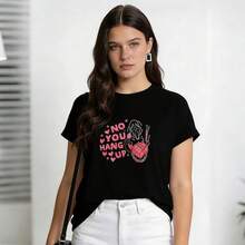 Ropa de verano para mujer, camiseta de algodón suave y casual con cuello redondo, estampado de cara de fantasma con la frase "No You Hang Up". Color blanco. - Negro - Ver 3