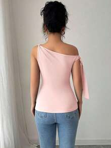 Camiseta ajustada elegante con cuello asimétrico y nudo de mujer de unicolor - Rosa vieja - Ver 2