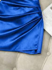Vestido ajustado con cuello en V sin mangas, cintura fruncida e irregular, vestido de satén para mujer, vestido de primavera/verano para mujer, vestido elegante de fiesta para mujer, atuendo de vacaciones para mujer, atuendo del Día de San - azul real - Ver 3