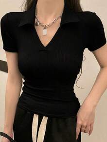 Camiseta de manga corta de cuello polo de color liso y ajuste ceñido para mujer, de uso casual en verano - Negro - Ver 1