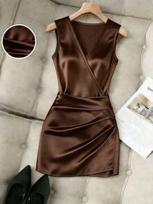 Vestido ajustado con cuello en V sin mangas, cintura fruncida e irregular, vestido de satén para mujer, vestido de primavera/verano para mujer, vestido elegante de fiesta para mujer, atuendo de vacaciones para mujer, atuendo del Día de San - Albaricoque 2 - Ver 3