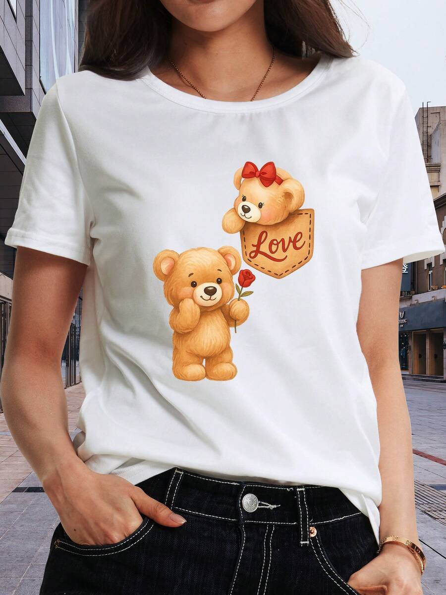 Sweet Bear Love T-Shirt- Osos que sonríen a través de lágrimas intercambian rosas y escriben 'amor' con decoración de arco rojo- Día de San Valentín suave Top Parejas y amigos