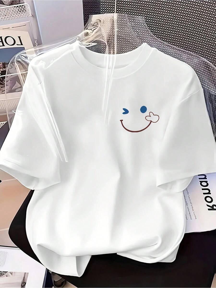 Plus Size Women's Short Sleeve T-Shirt With Face And Letter Print - Machine Washable, Comfortable For All Seasons, Casual Crew Neck Top, Simple Design, Non-See-Through Material, Loose Fit, Soft Fabric, Printed T-Shirt - 白色 - 查看 1