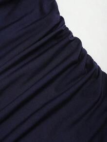 Nuevo diseño de vestido mini con falda acampanada que afina la cintura, con ornamento espiral dorado para mujeres - Azul marino - Ver 4