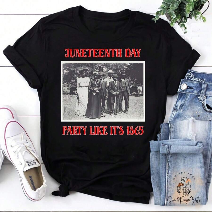 Celebrate Like It's The Nineteenth Day Of 1865! Celebrate The Unisex Liberty T-Shirt, Liberty 1865, 1865 Liberty Shirt, 100% Cotton Unisex T-Shirt - Premium Casual Comfortable Fit - 黑色 - 查看 1