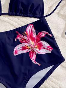 Traje de baño con estampado floral de moda: Top de bikini tipo camiseta con estampado de loto negro + Bottom de traje de baño de talle alto - Conjunto de traje de baño elegante y cómodo para vacaciones de verano, playa y uso en resort en color rojo - Azul marino - Ver 6