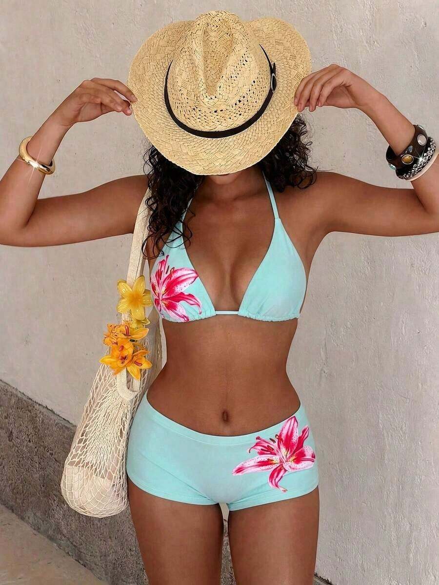 Traje de baño con estampado floral de moda: Top de bikini tipo camiseta con estampado de loto negro + Bottom de traje de baño de talle alto - Conjunto de traje de baño elegante y cómodo para vacaciones de verano, playa y uso en resort en color rojo - Azul - Ver 1