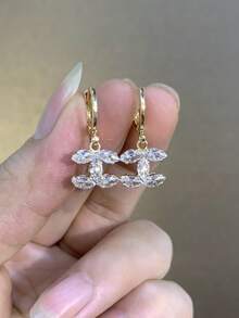 LADYCOCO 1 Đôi bông tai mạ vàng, thanh lịch, tối giản, sang trọng cao cấp, đính đá Cubic Zirconia, thích hợp cho nữ giới đeo hàng ngày (kèm hộp đựng chống oxy hóa) - Vàng - Xem 3