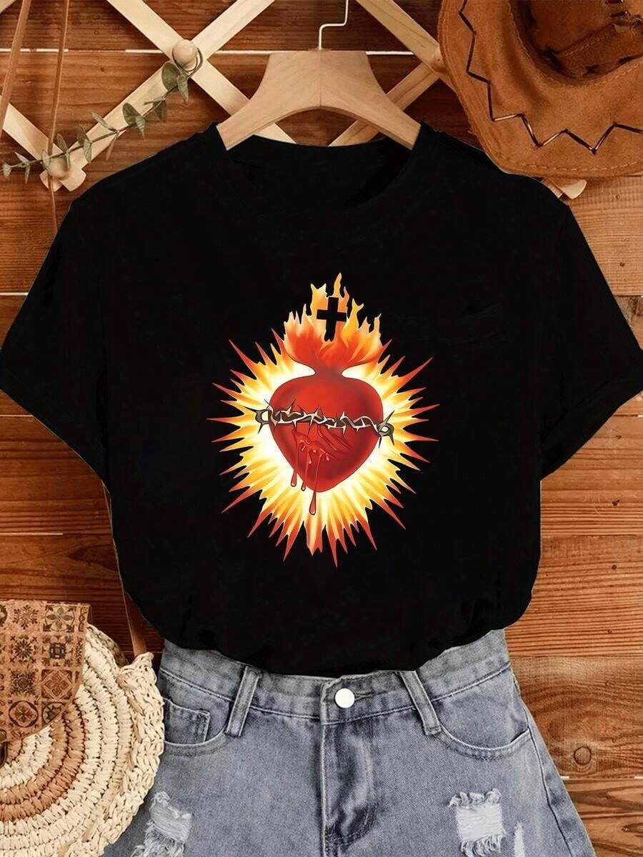 1 Camiseta de Moda Casual para Hombre y Mujer, Estampada con Corazón de Fuego y Corona de Espinas, Diseño Original y Moderno, Ideal para Uso Diario y Ocasiones Especiales. Versátil, fácil de combinar, adecuada para el uso cotidiano, estilo urbano, conjuntos de vacaciones, conjuntos de fin de semana. - Negro - Ver 1