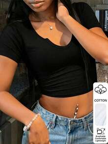 Camiseta para mujer de manga corta y cuello en V ajustada y sexy - Negro - Ver 1